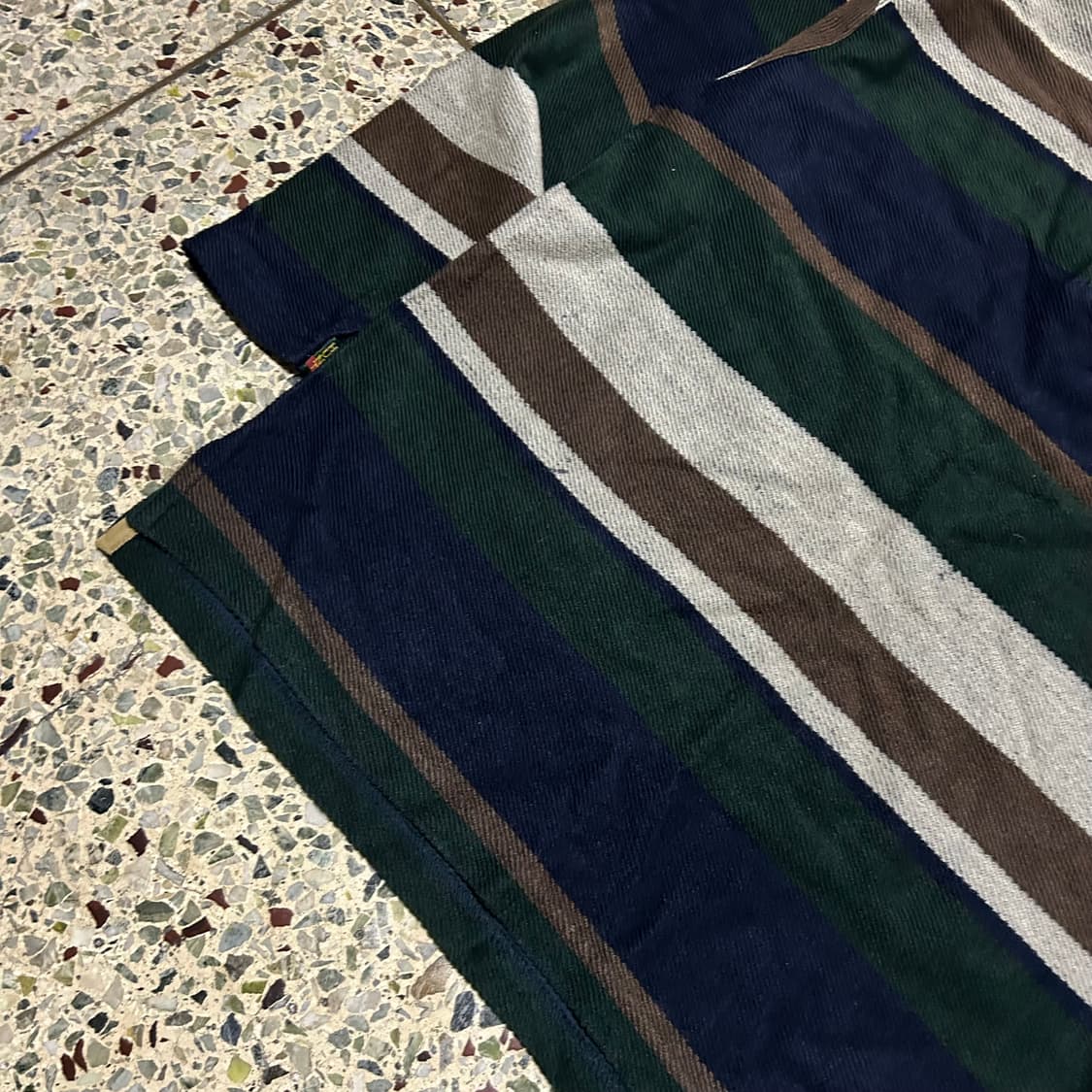 더헌트(The hunt) 스트라이프 카라티 상품이미지3