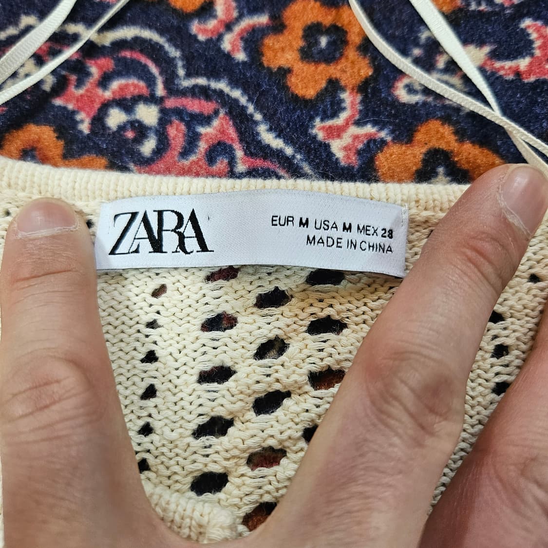 자라(ZARA) 크로셰 니트탑
M size
 상품이미지8