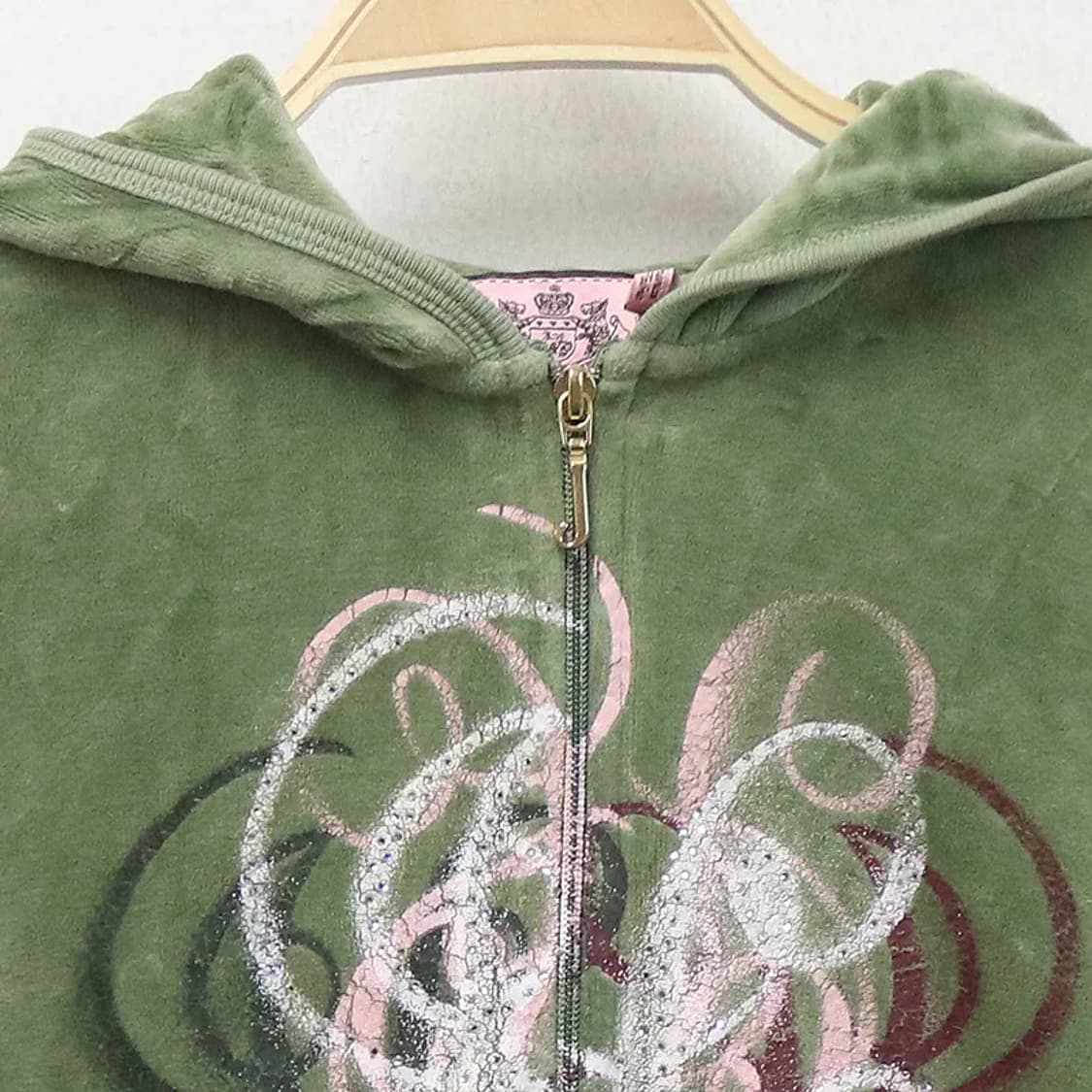 쥬시꾸뛰르 Y2K 그린 벨벳 후드 집업 60836  상품이미지3