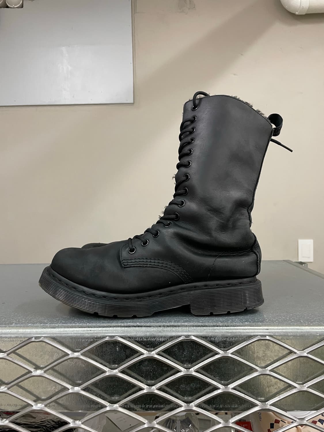 닥터마틴 1914 코벌트 톨 블랙 uk6 상품이미지1