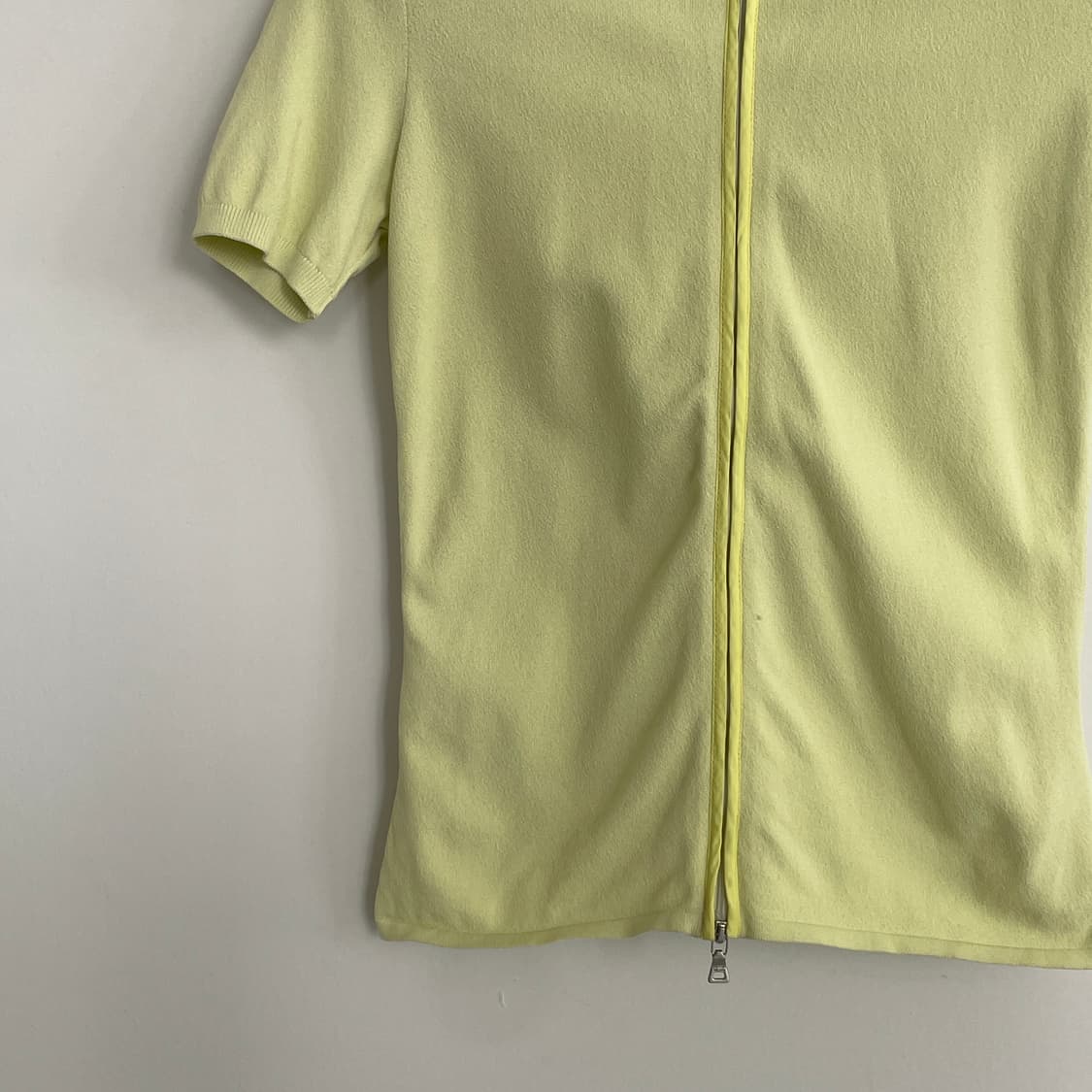 프라다 스포츠 아카이브 40|여성44 비스코스 혼방 반팔 풀집 니트 탑 상품이미지3