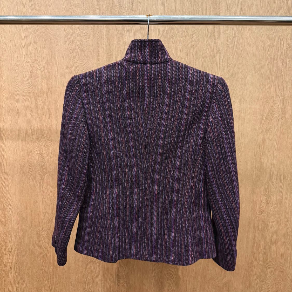 막스마라 위켄드 울 혼방 자켓 세로 스트라이프 텍스처 디테일 퍼플 버건디 상품이미지3