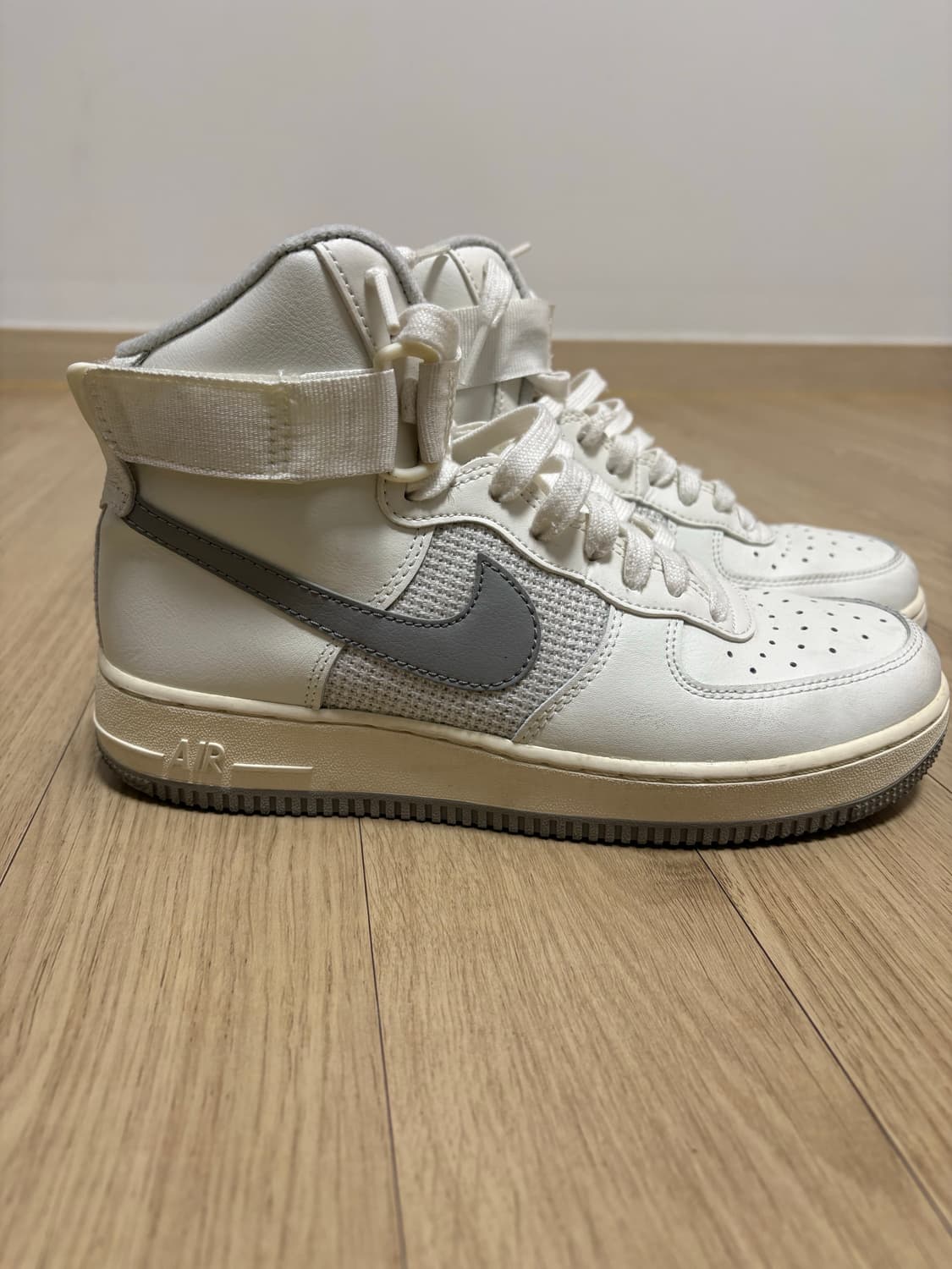 나이키 에어포스 1 하이 '07 LV8 세일 앤 미디움 그레이 상품이미지4