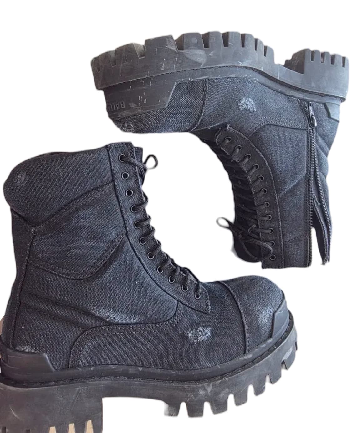 Balenciaga Combat Strike Boots Black 상품이미지1