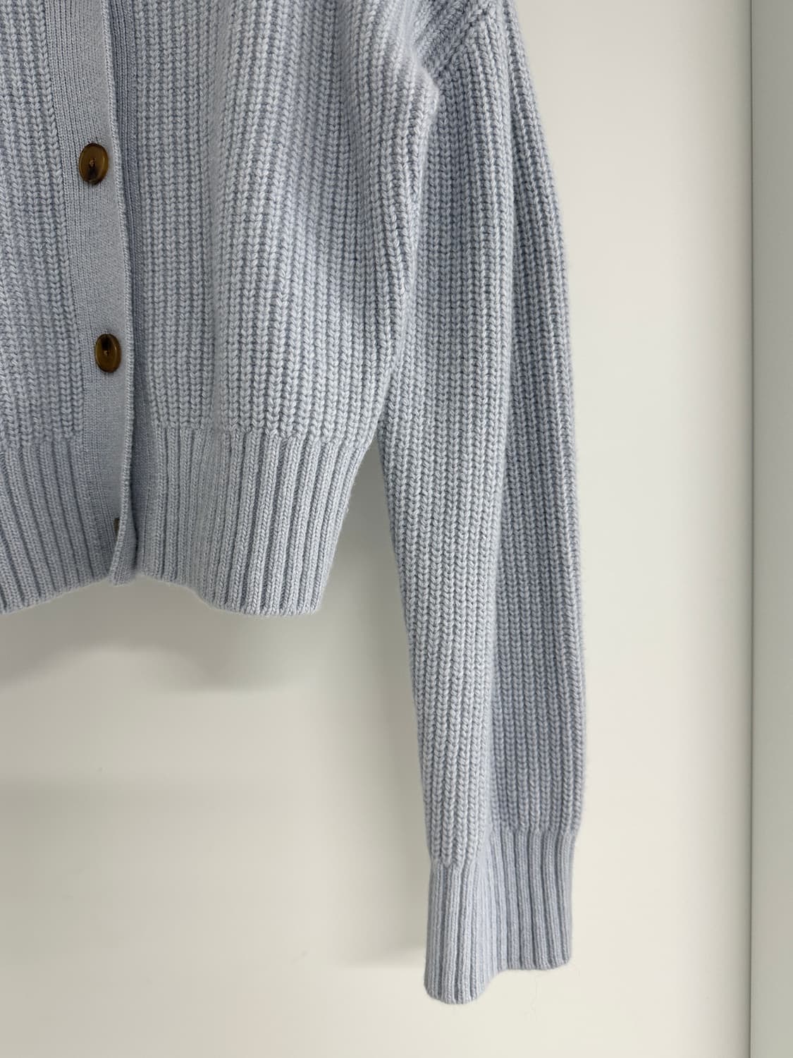 [구호 플러스] 여성 하이넥 가디건 / 안소희 착용 상품이미지6