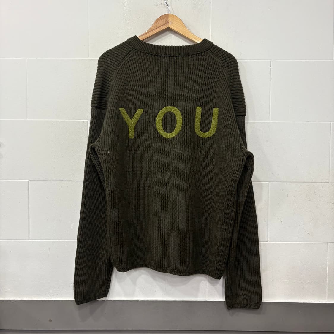 앤더슨벨 YOU 자수 니트 상품이미지3