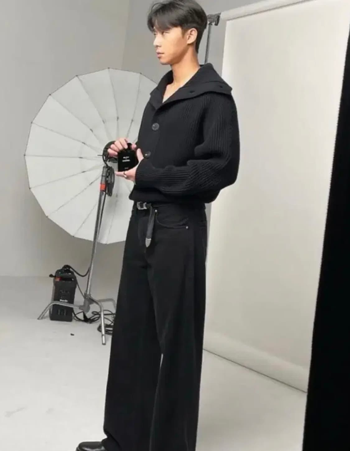 렉토 오버 립 가디건 M 팝니다 상품이미지1