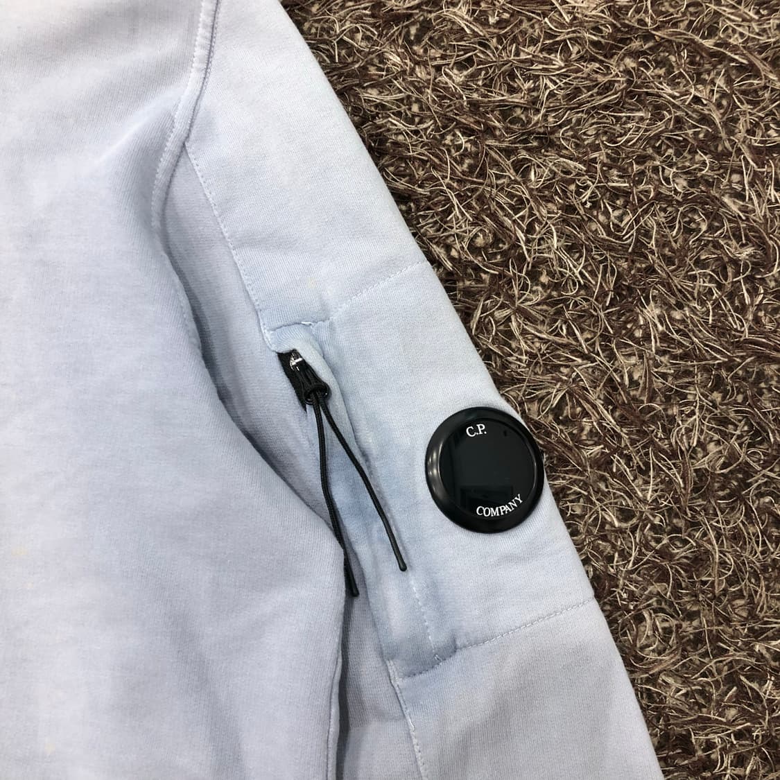 CP컴퍼니 블루 렌즈 롱슬리브 긴팔 티셔츠 상품이미지3