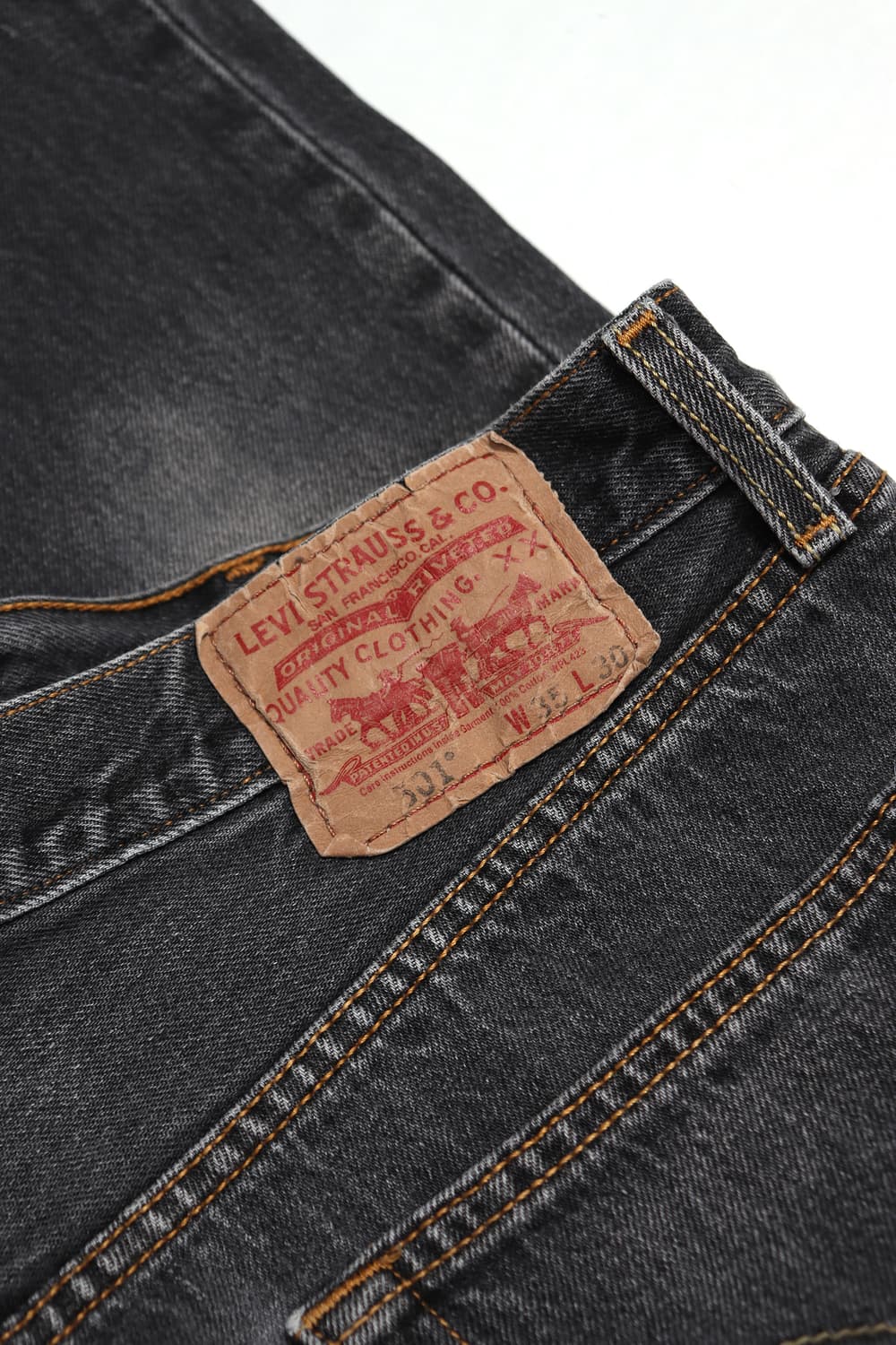 LEVIS 501 9부 흑청 버튼플라이 데님 팬츠 size 35 상품이미지7