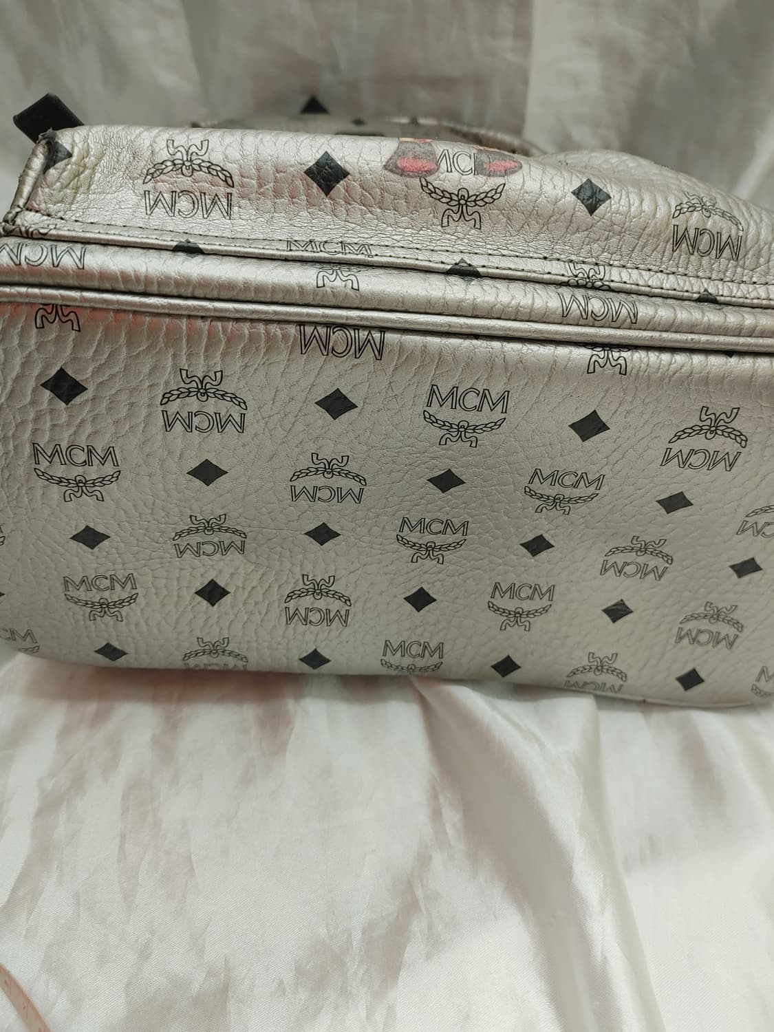 MCM 래빗 백팩 상품이미지3