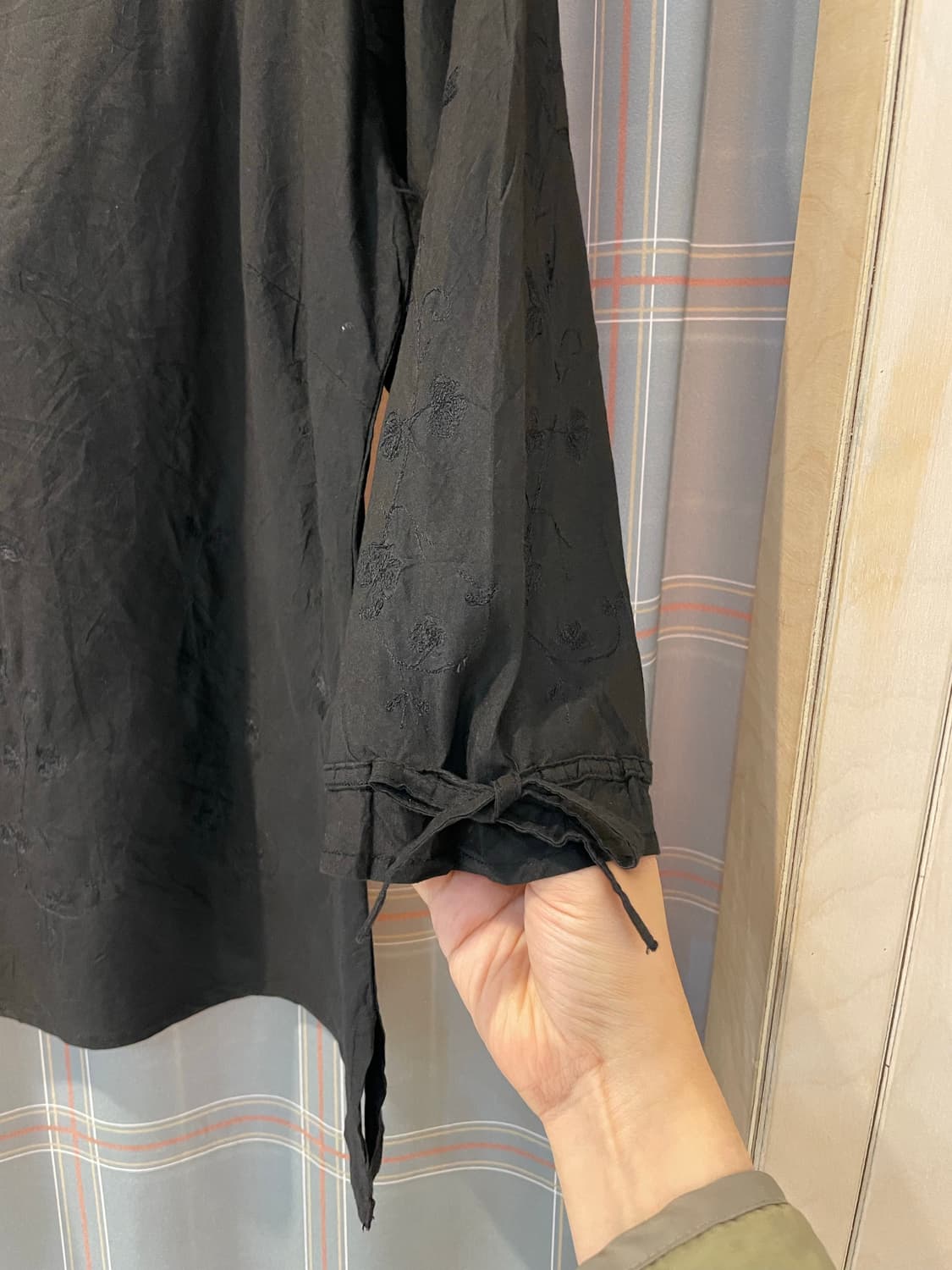 일본빈티지 블랙 스퀘어블라우스 상품이미지4