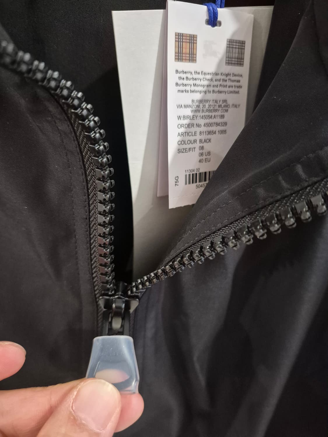 새상품))버버리 BIRLEY 드로스트링 후드 자켓 블랙 상품이미지10