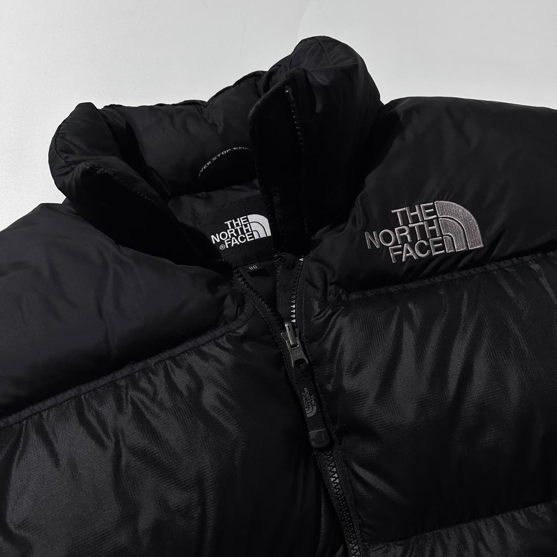 노스페이스 700 눕시 구스다운 푸퍼 패딩 블랙 상품이미지3