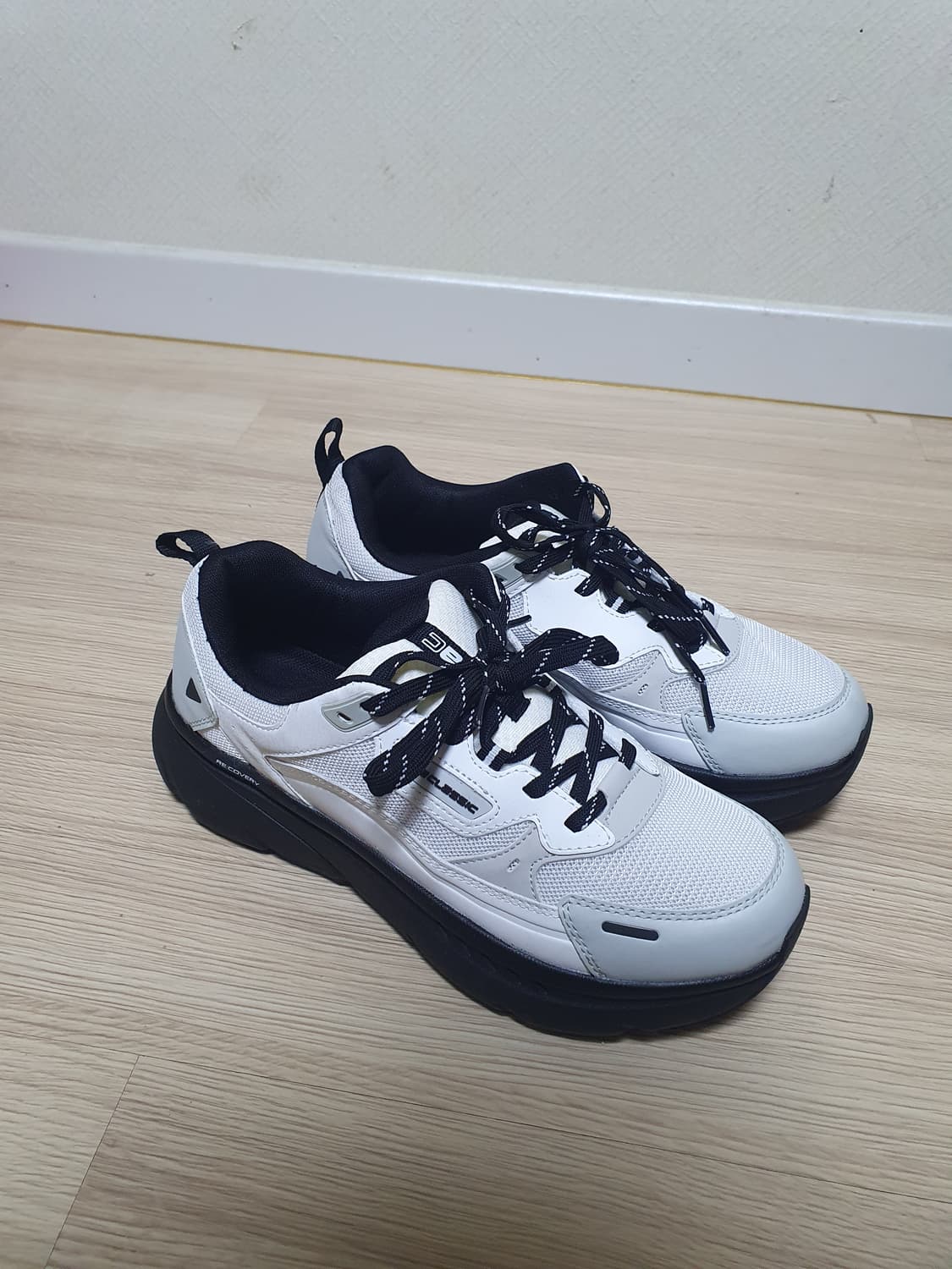 아키클래식 범퍼트레이너 운동화 290 상품이미지2