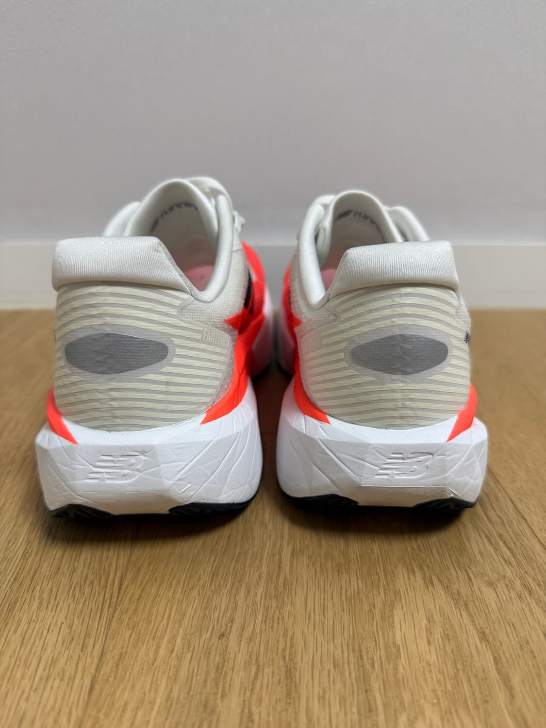 뉴발란스 레벨v5 275 2E 상품이미지3