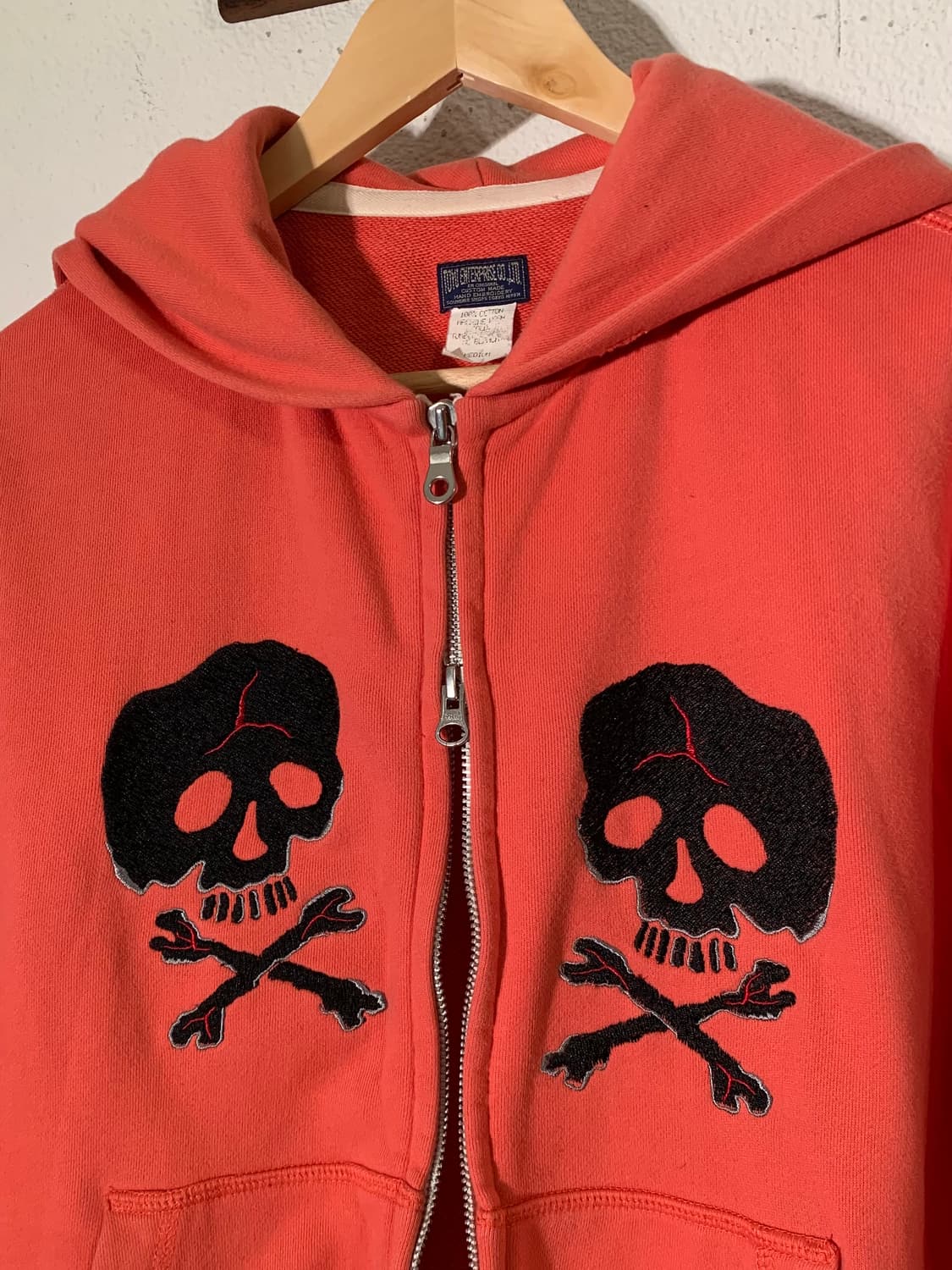 토요엔터프라이즈 체인스티치 수베니어 스컬 오렌지 후드 집업 상품이미지4