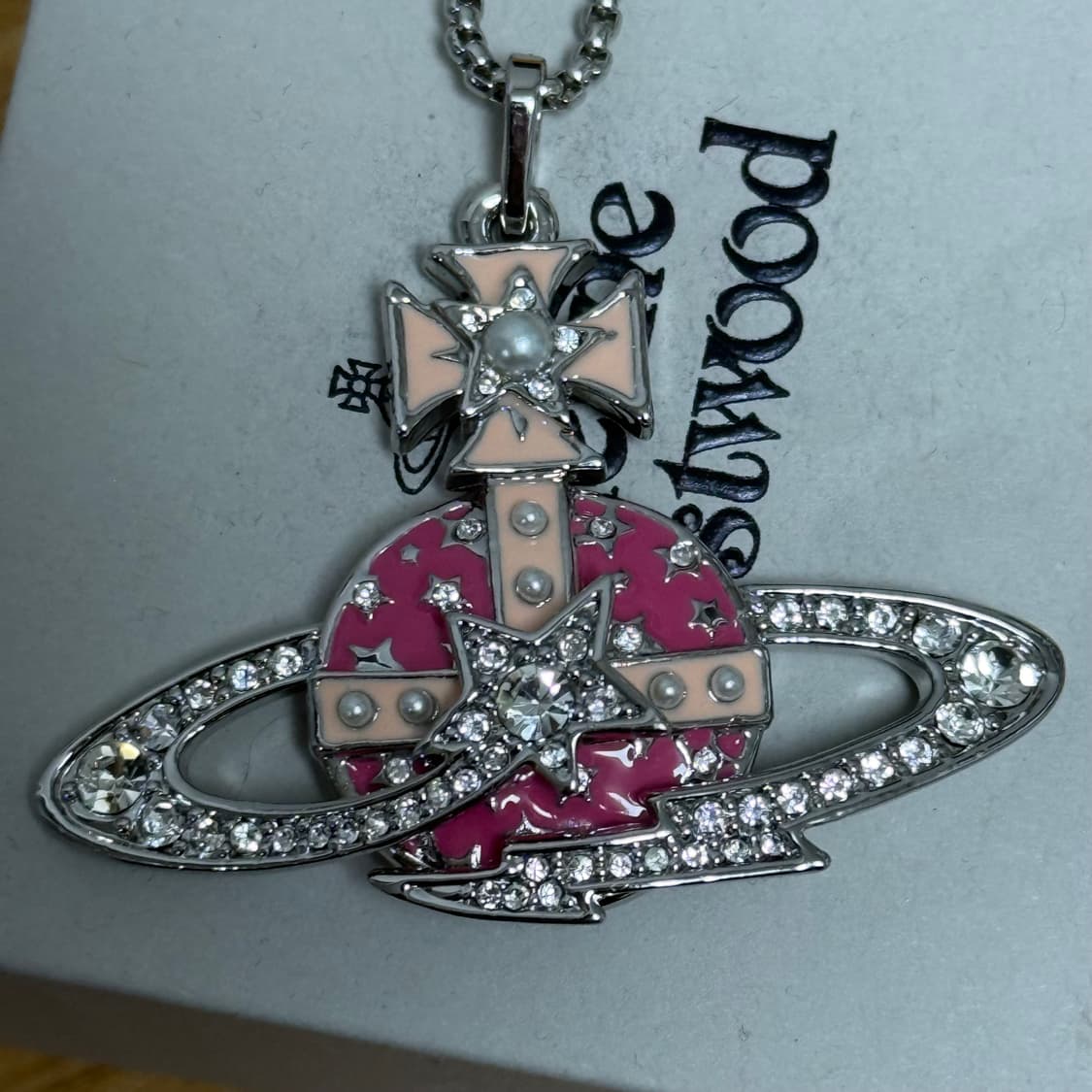 비비안웨스트우드 핑크 빅 목걸이  상품이미지2