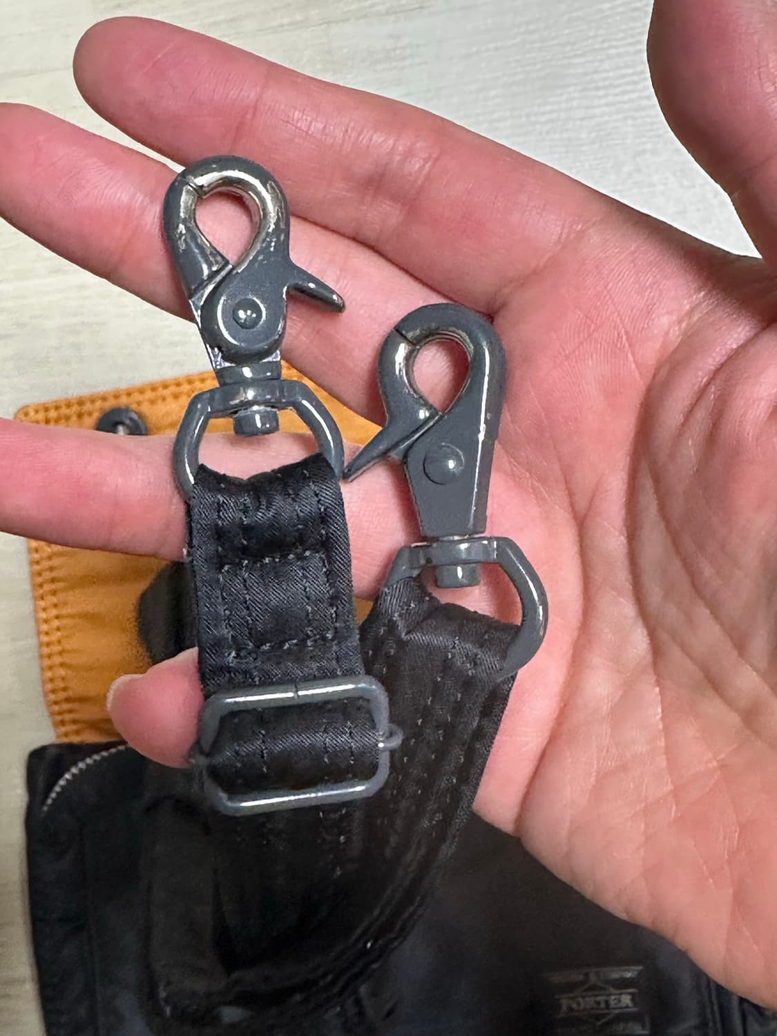 Porter 요시다 포터 탱커 스냅 숄더백 블랙 상품이미지5