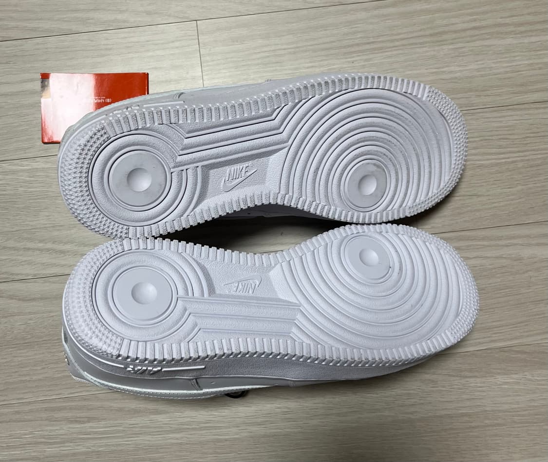 나이키 에어포스1 새상품  상품이미지5