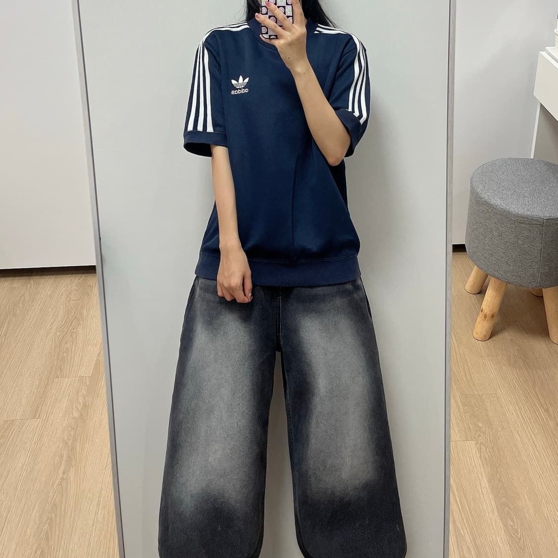 아디다스 오리지널 자수로고 네이비 반팔 맨투맨 상품이미지1