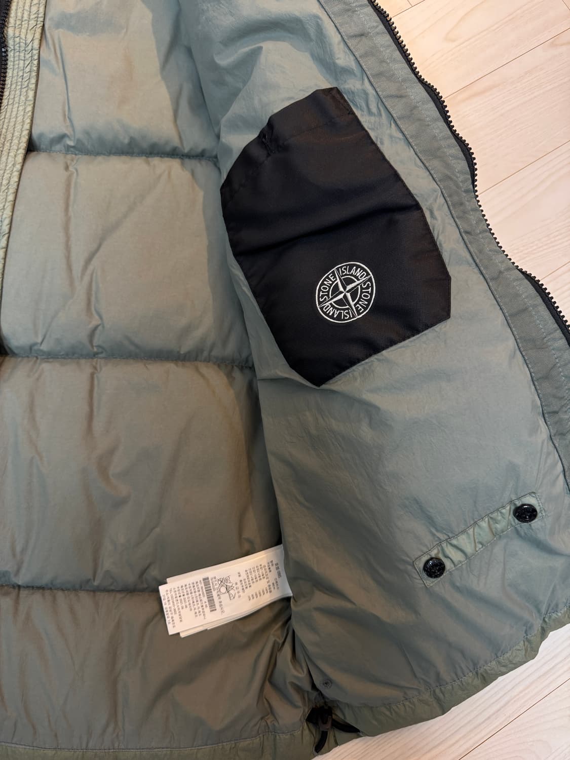 스톤아일랜드 가먼트다이드 크링클립스 다운 패딩 95 올리브 상품이미지6