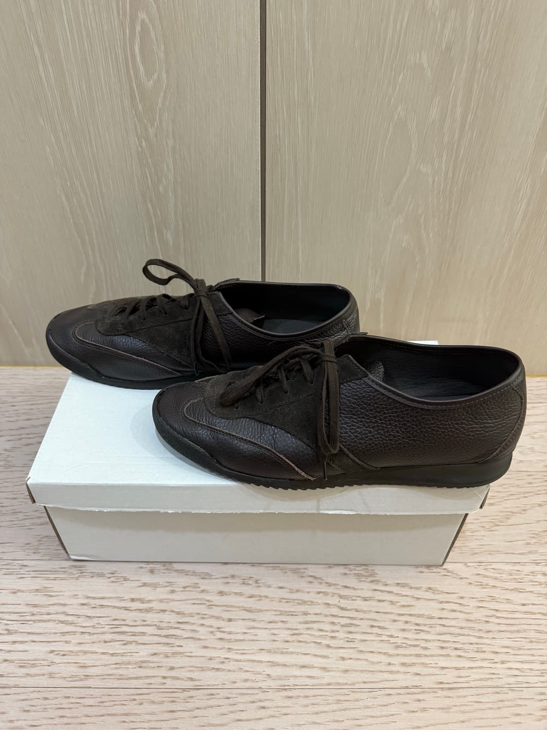 레이디화이트 / Lw X Rof Trainer, Chestnut 42 상품이미지4