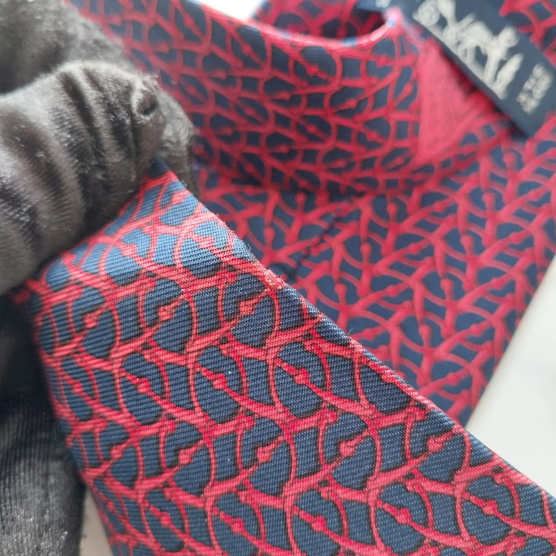 에르메스 실크 네이비 체인 패턴 넥타이 9.5cm A~B등급 K1771
 상품이미지8