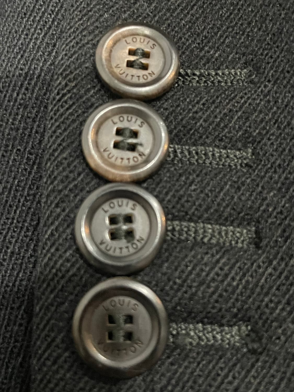 루이비통 블랙 롱 울 코트 50 정품 상품이미지6