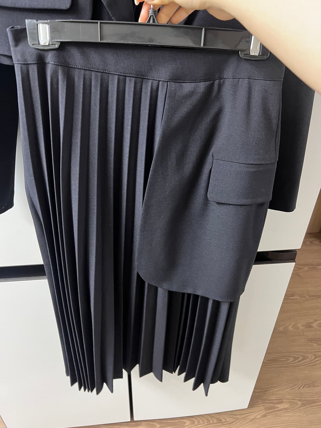 더에보니아이즈 투피스 셋업 네이비  상품이미지5