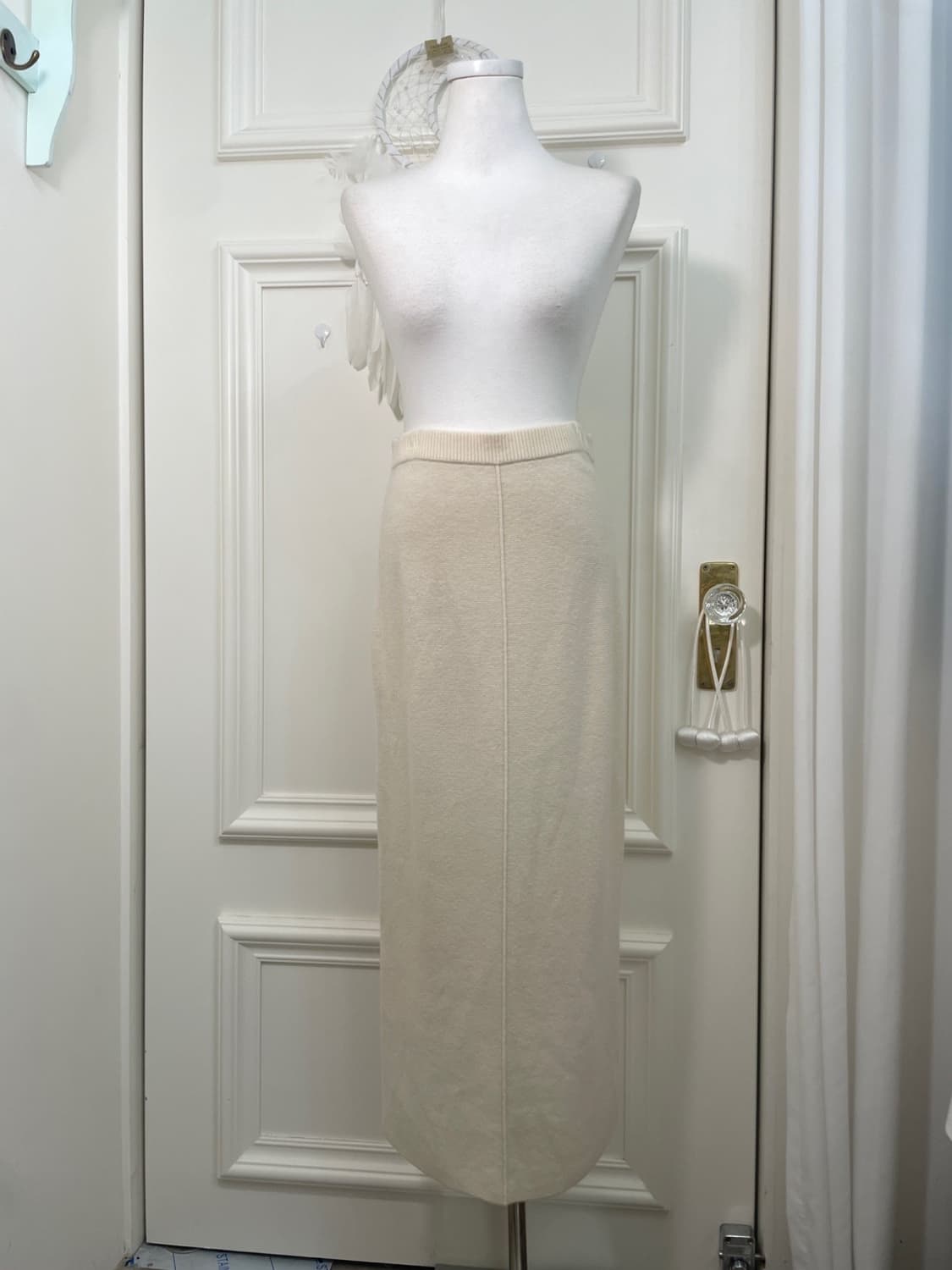 ivory back slit basic knit long skirt 상품이미지1