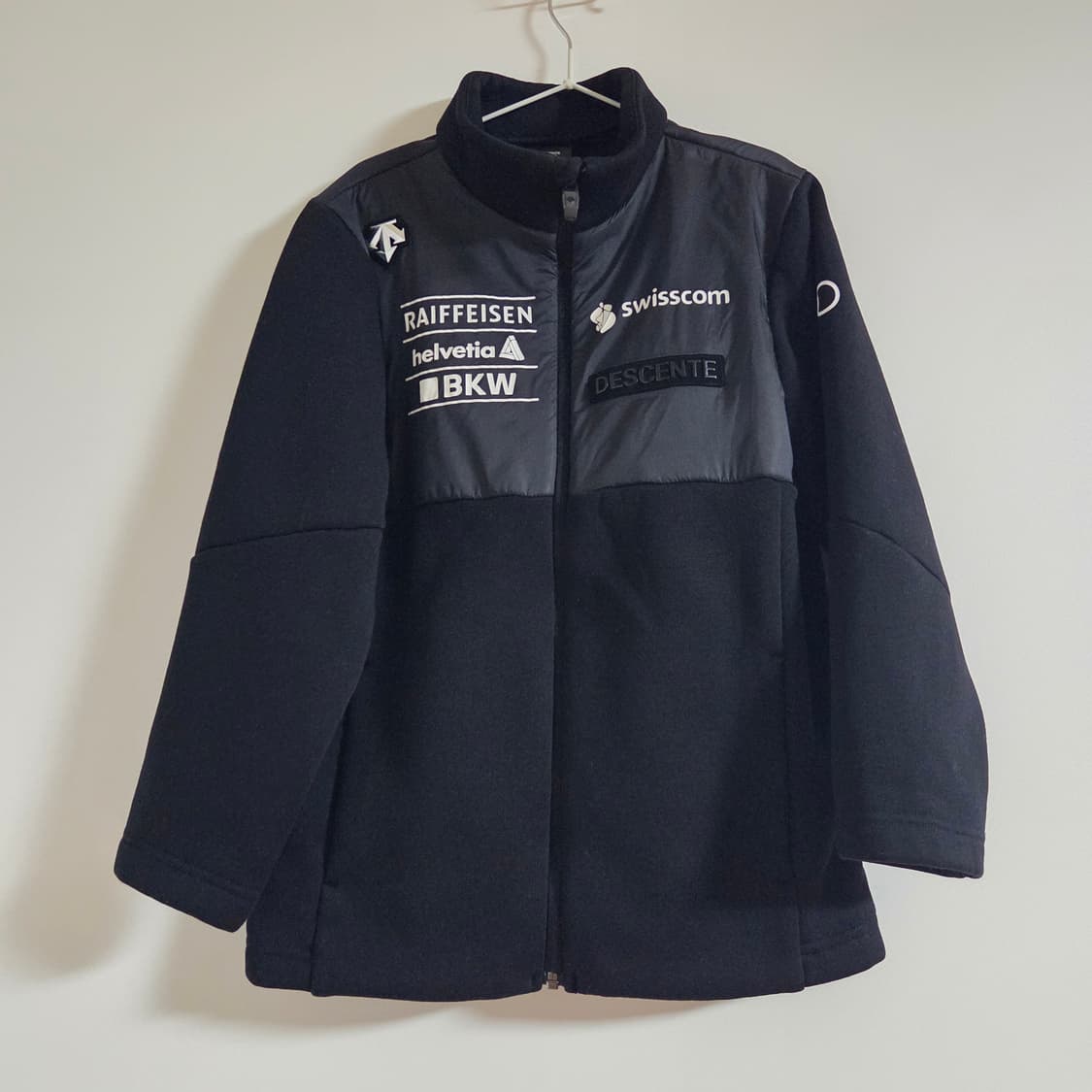 데상트 스위스 스키팀 아우디 스폰서 후리스 키즈 집업 상품이미지1