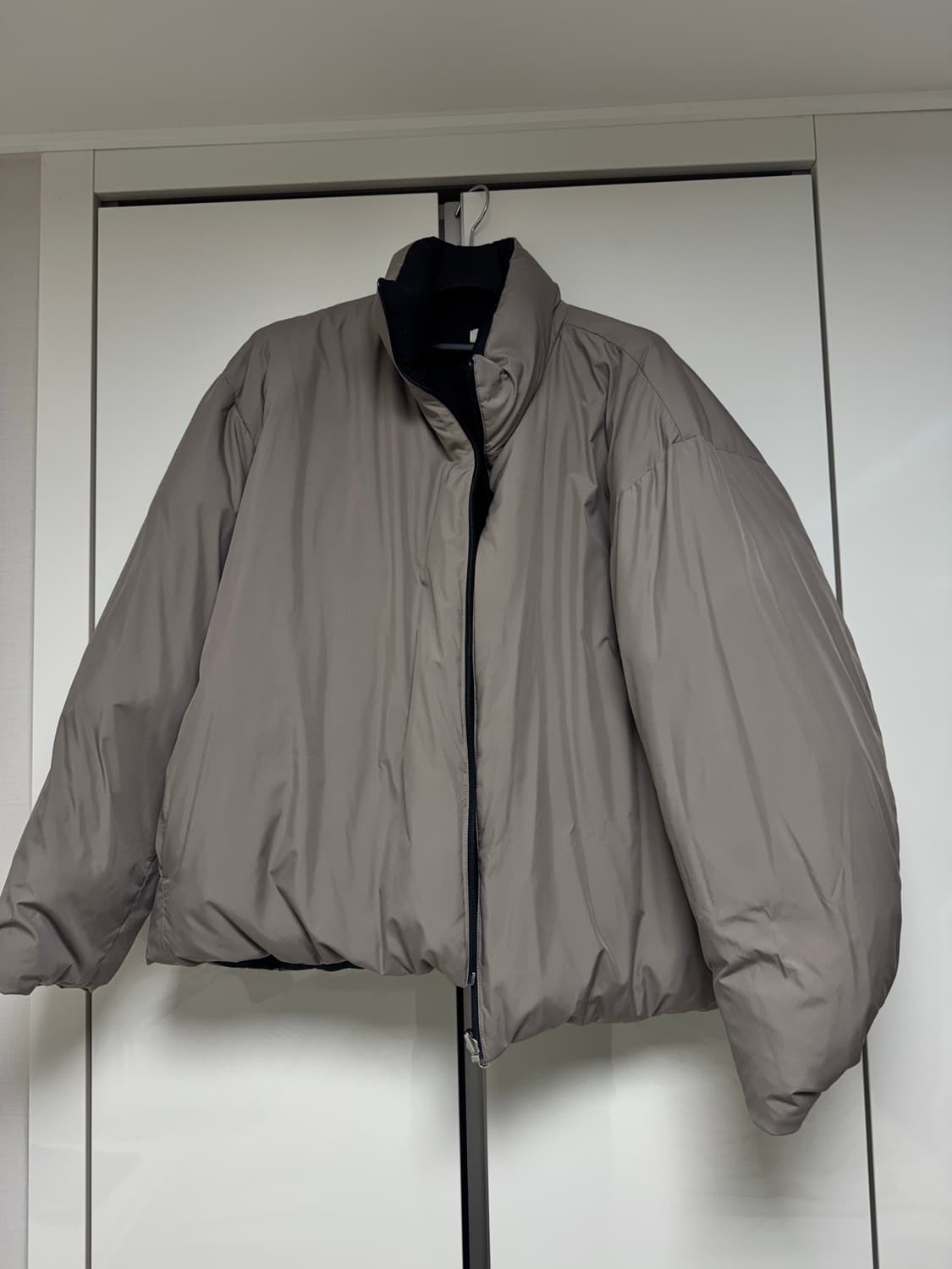 아모멘토 리버시블 패딩 L 상품이미지3