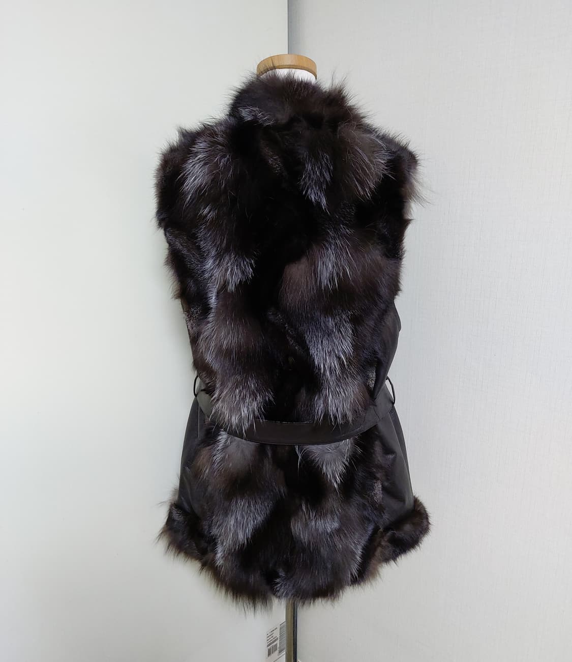 윤순영 프리미엄 라인의 폭스 모피 가죽 베스트(66사이즈) 상품이미지3