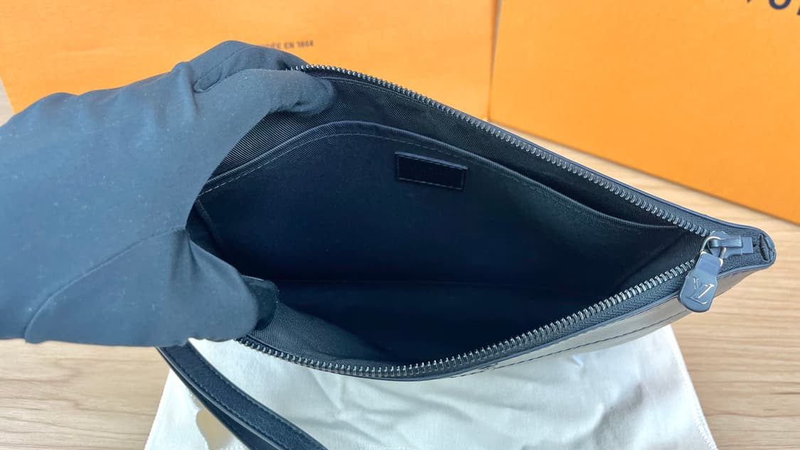 루이비통 포쉐트 투고 클러치백 상품이미지9