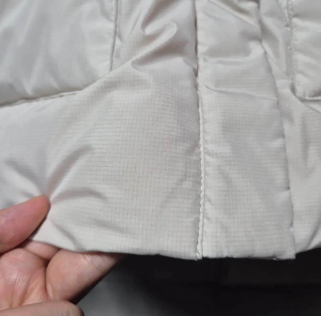 켈빈클라인 덕다운 패딩 아이보리 상품이미지9