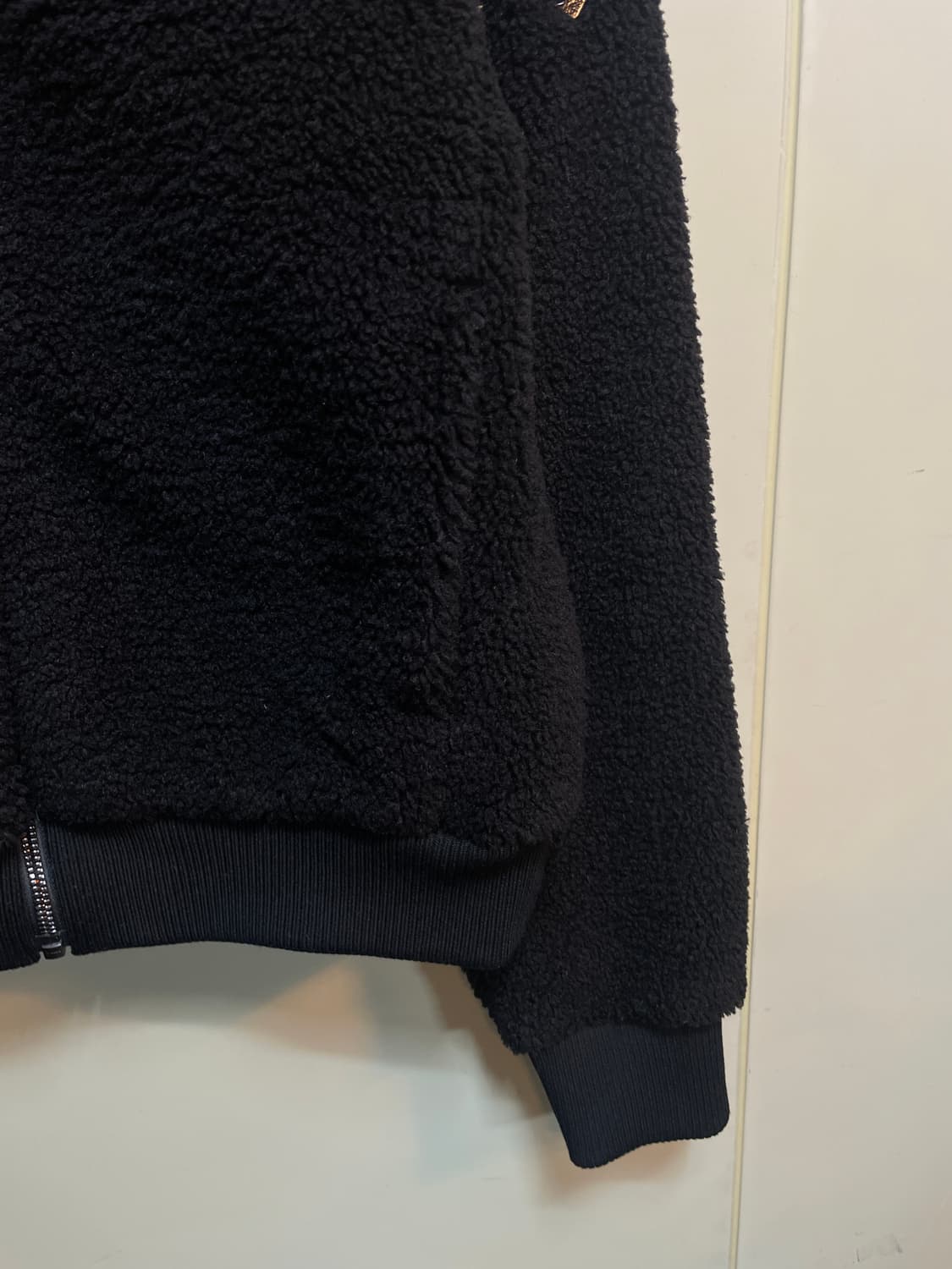 데상트 후리스 집업 상품이미지4