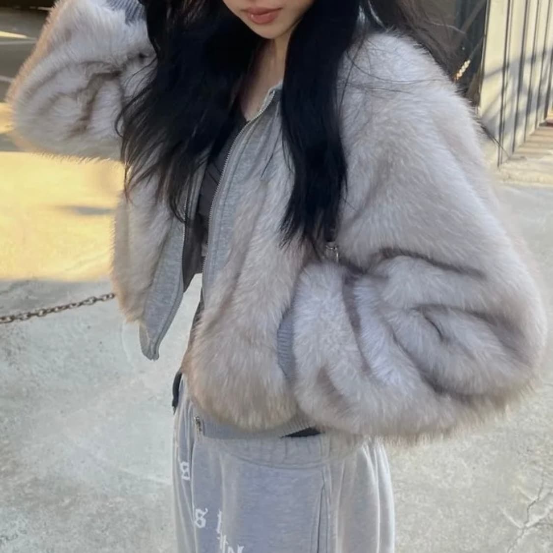 [새상품] 미쏘 페이크 퍼 후드 집업 자켓 MIWJLG21SS 상품이미지4