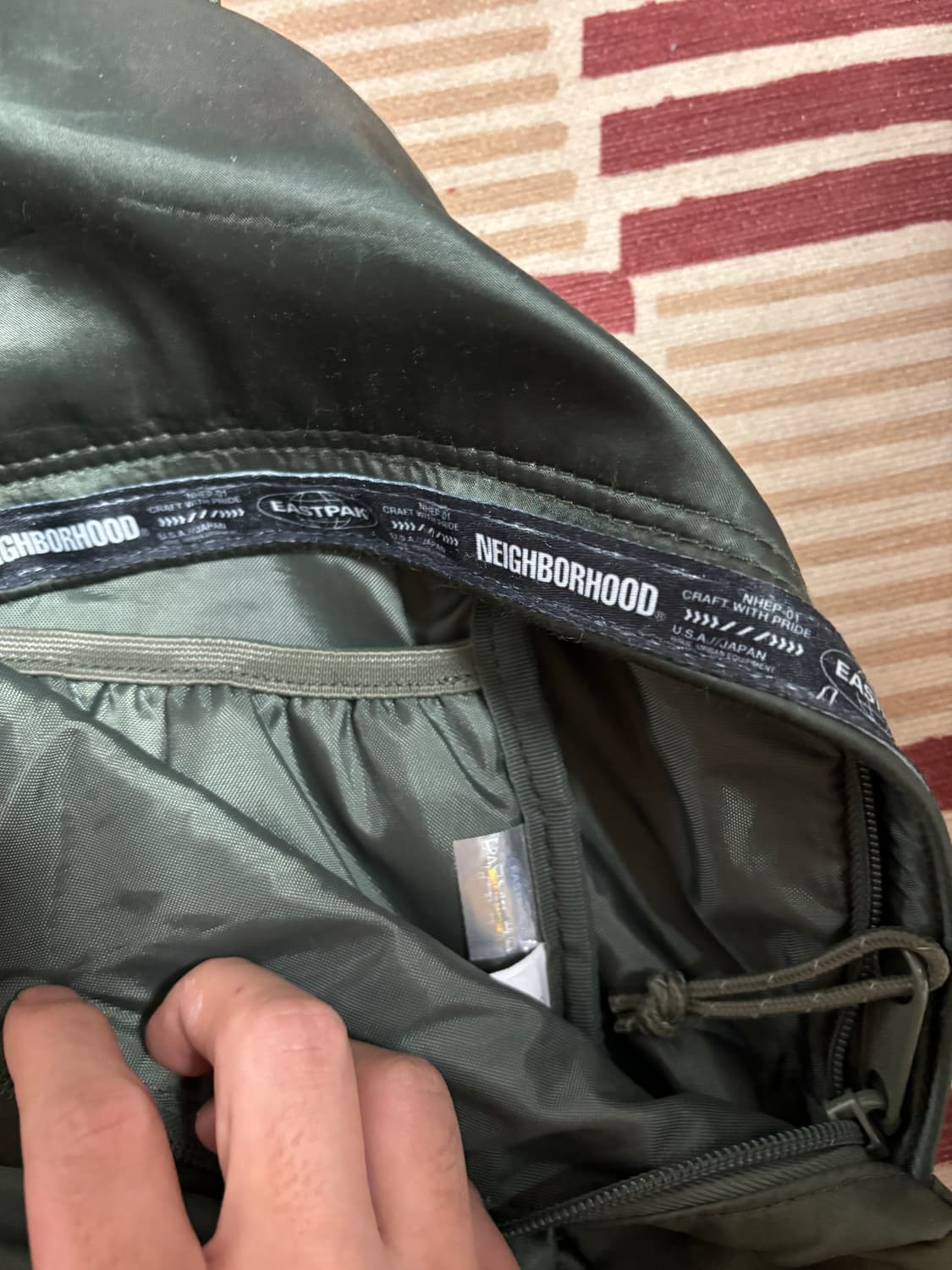 네이버후드 이스트팩 백팩 상품이미지5