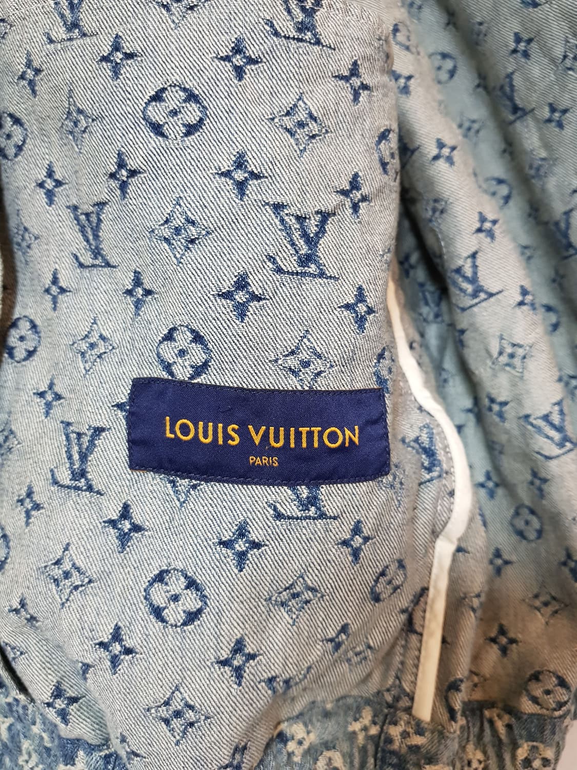 루이비통 니고 후드 데님 자켓 상품이미지7