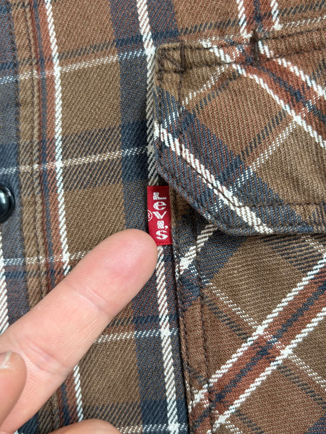 Levi's 리바이스 레드탭 투포켓 브라운컬러 체크 셔츠 상품이미지5
