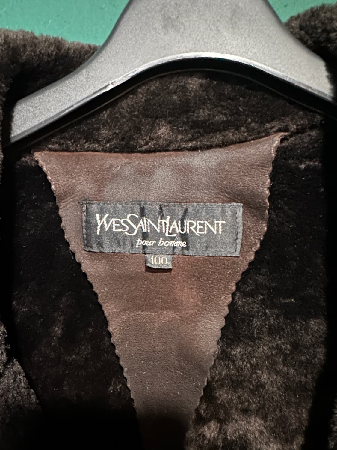 입생로랑스웨이드 무스탕 브라운 105 상품이미지3