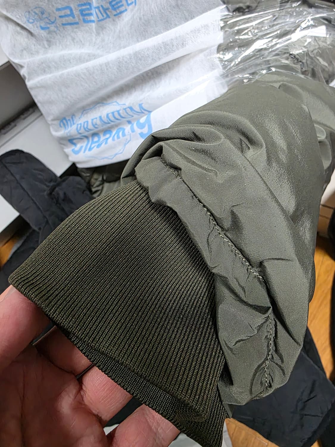 Cp company 컴퍼니 고글패딩 52사이즈 상품이미지8