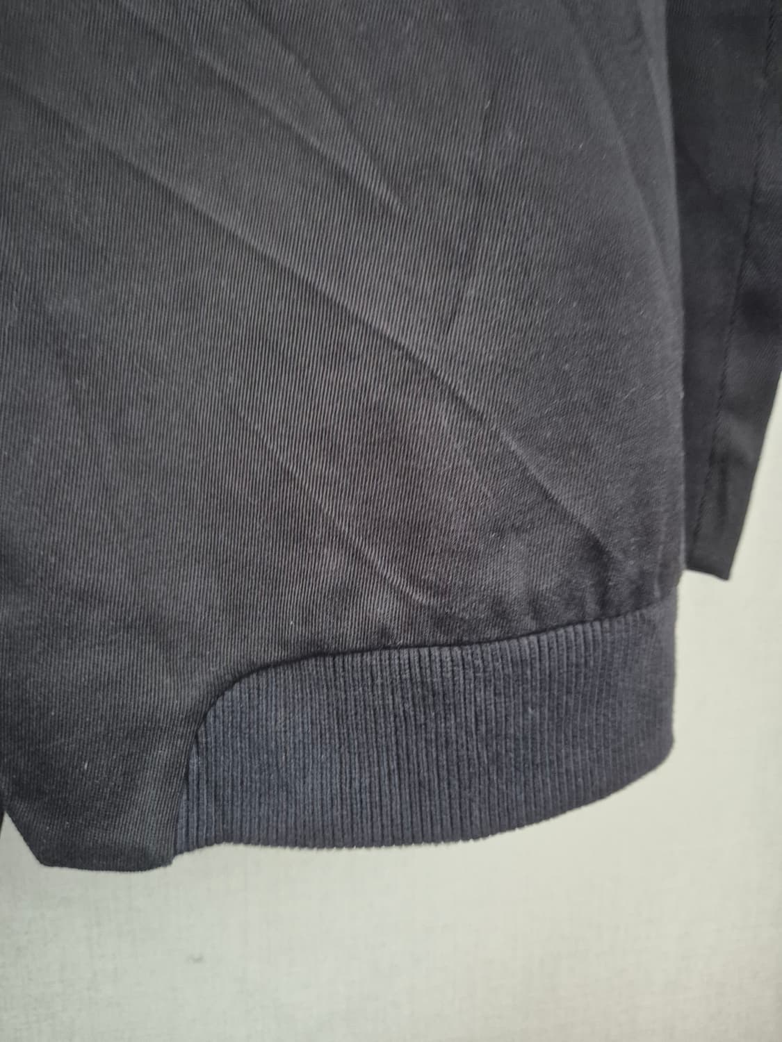 디젤l 블랙 자켓입니다
사이즈는 XS입니다 90-95 상품이미지6