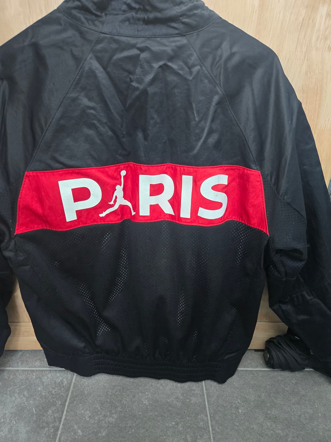 파리생제르망×조던 바람막이 상품이미지2