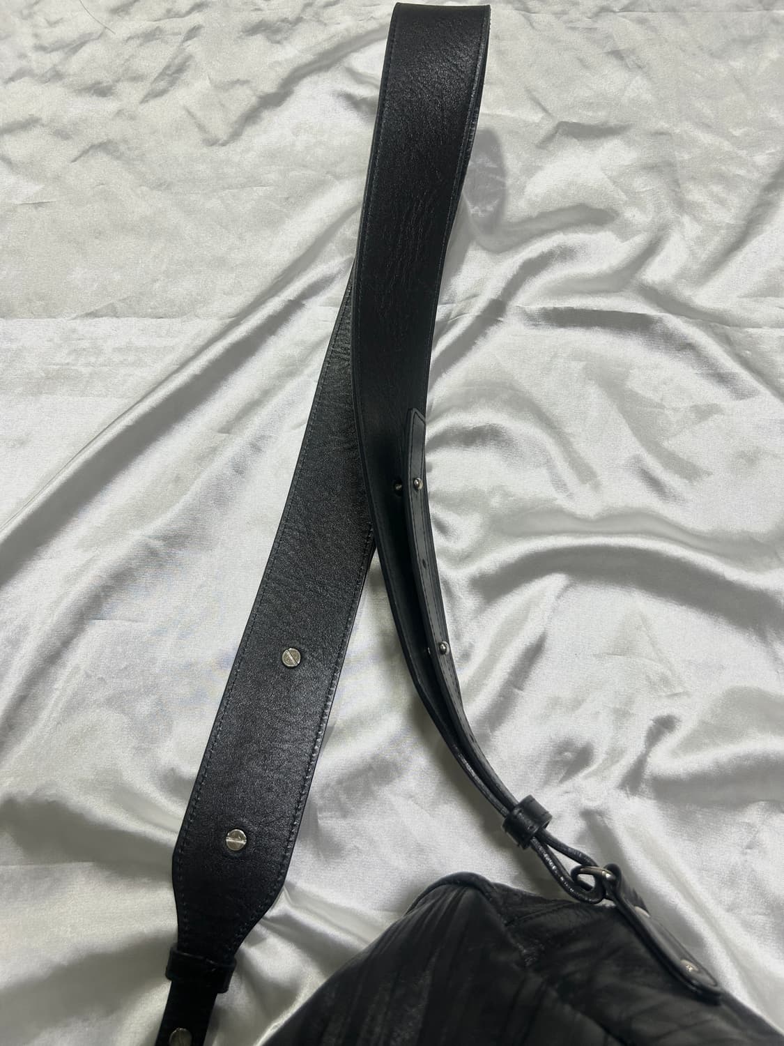 youth 유스 크리즈드 레더 백 상품이미지4