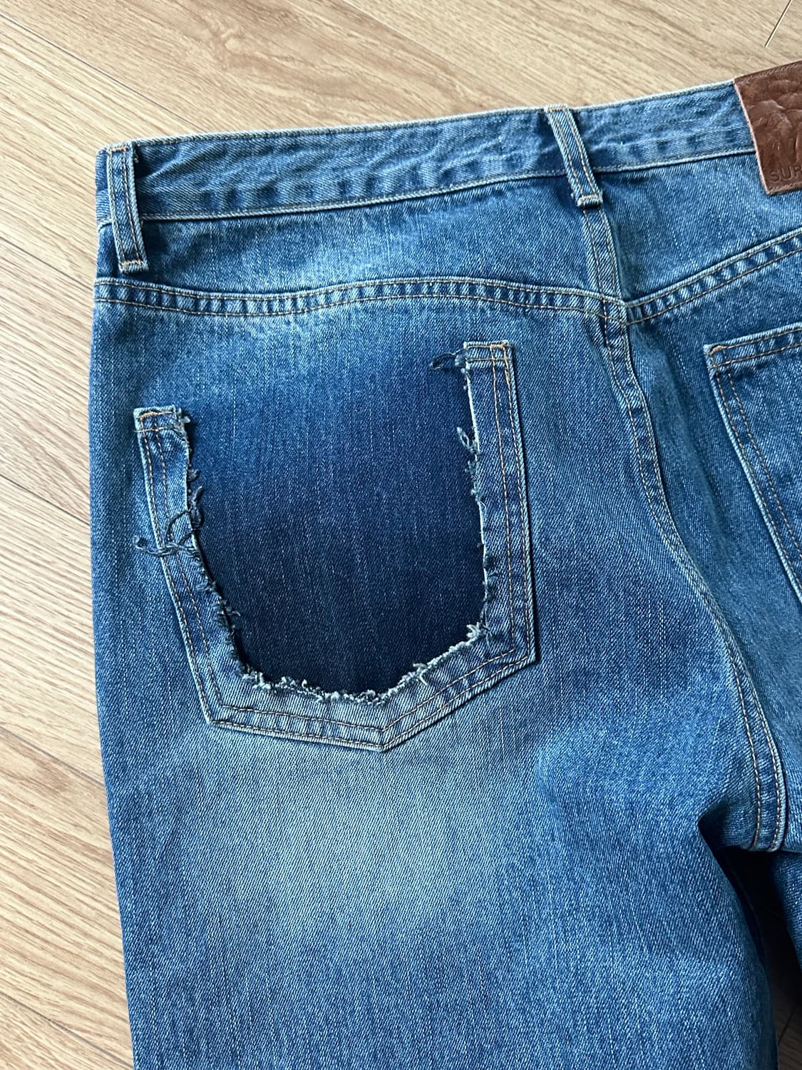서피스에디션 LOST STRAIGHT DENIM PANTS INDIGO 상품이미지4