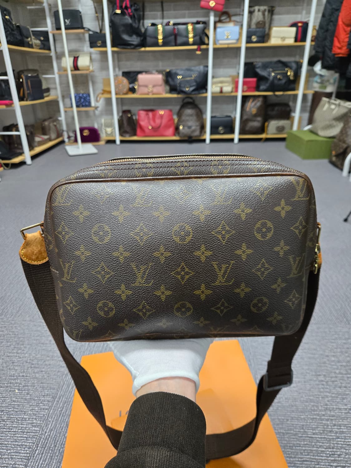 [특가][정품] 루이비통 리포터백 상품이미지3