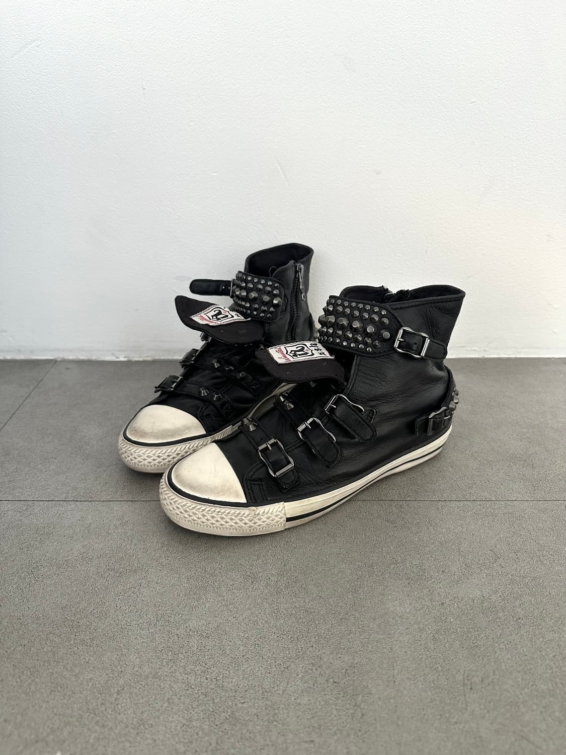 Ash 보아퍼 스터드 버클 레더 하이탑 상품이미지1
