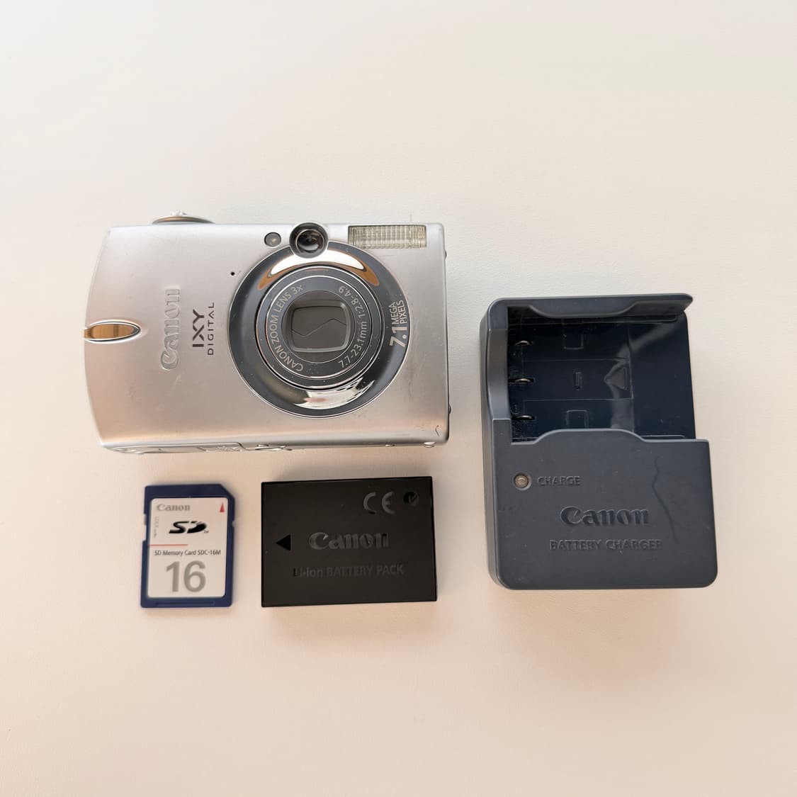 ✨프나 이채영픽✨캐논 IXY600 클래식 실버 /ixus700 빈티지디카 상품이미지8
