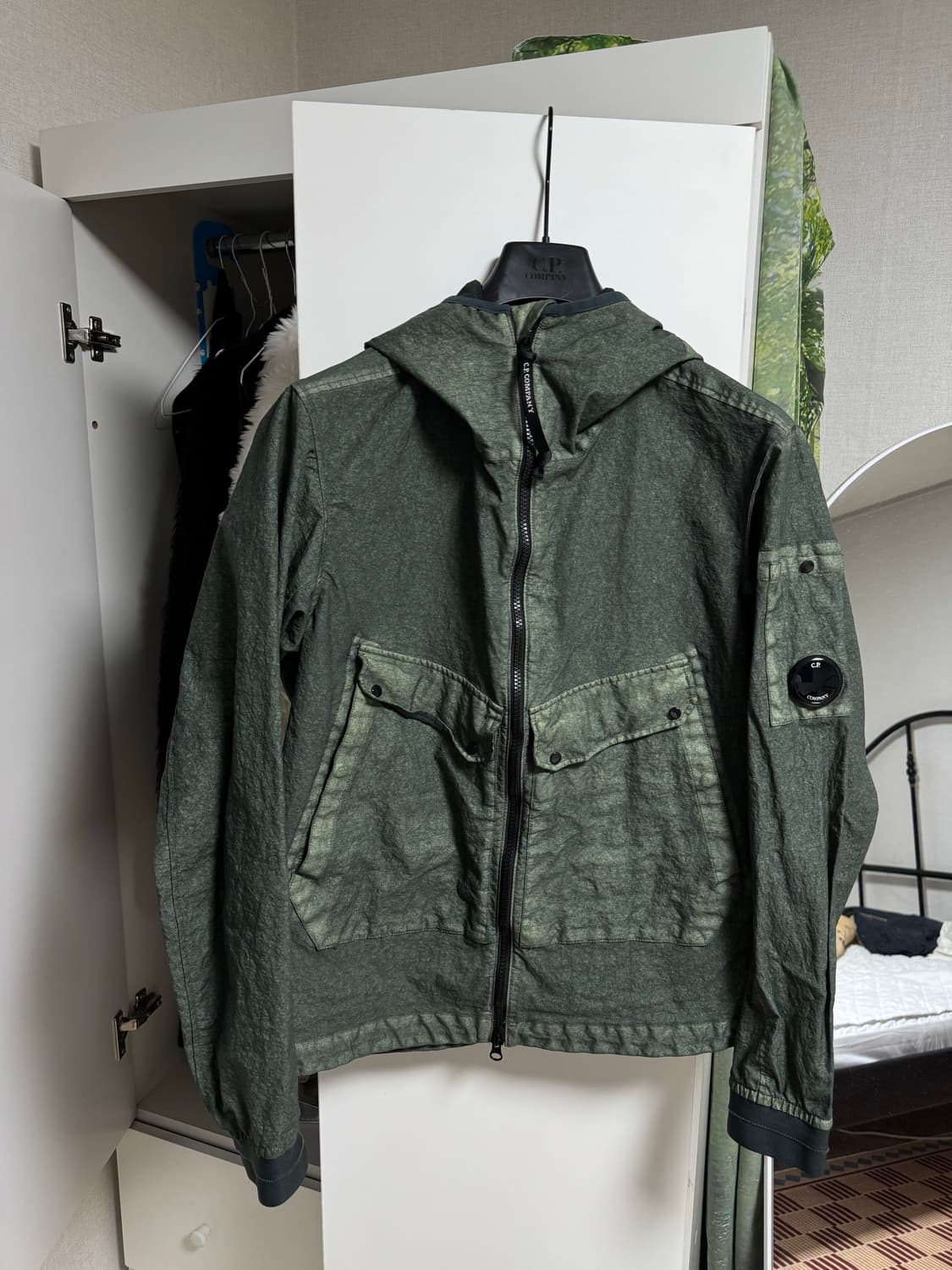 cp컴퍼니 코테드 바람막이 M 상품이미지1